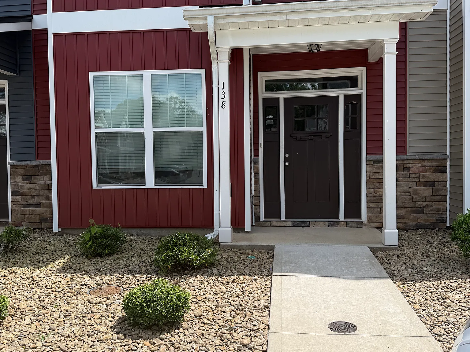3 bed, 2.5 bath, 2000 sqft, $1,685 — Photo 1