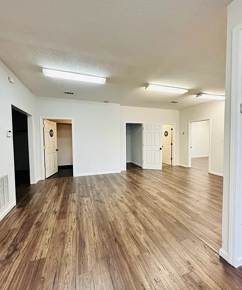2729 E Nettleton Ave #E — Photo 5