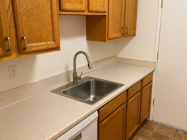 1370 Del Rio Ct #3 — Photo 11