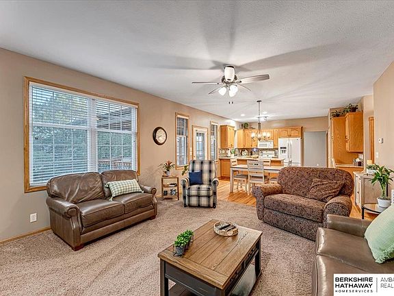 3rd image of 3629 Diablo Dr