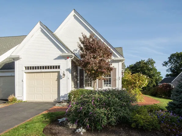 11 Stratford Ridge UNIT 11, Mashpee, MA 02649