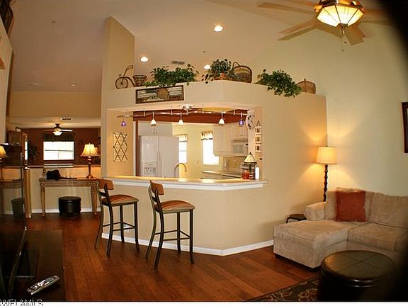 2nd image of 354 Dover Pl #D-202