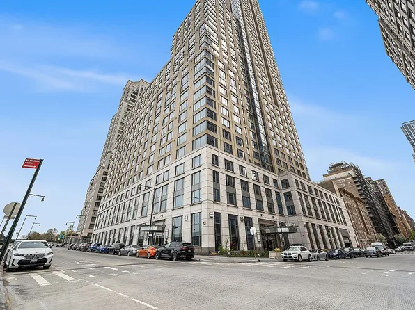 220 Riverside Blvd APT 3G, New York, NY 10069