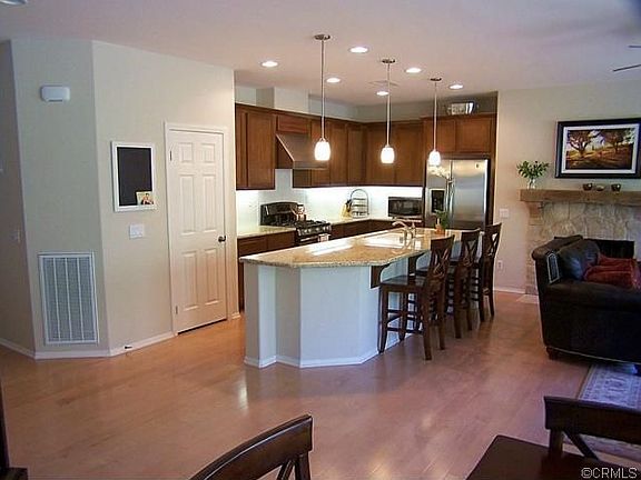 2nd image of 34226 Aurora Ct