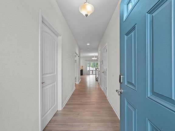 5th image of 1401 Fulton Ln #1