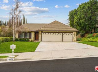 23670 Arminta St, Canoga Park, CA 91304