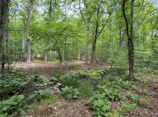 199 Upper Lakeview Dr, East Stroudsburg, PA 18302