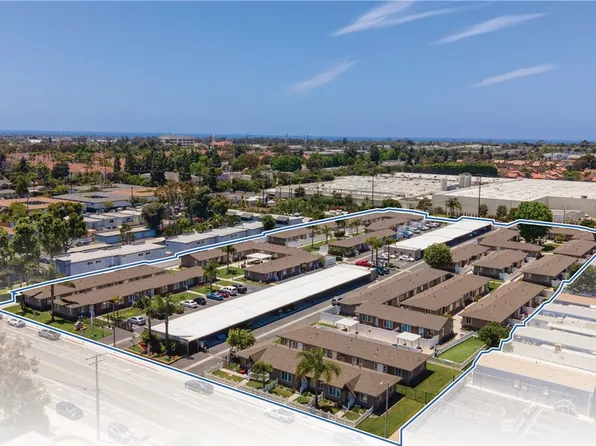 19131 Delaware St, Huntington Beach, CA 92648