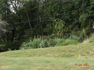 2038 Wilson Rd, Asheville, NC 28806