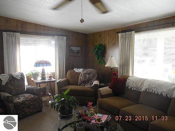 2nd image of 144 Park St
