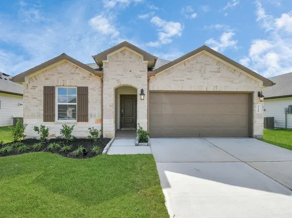 1110 Fringed Bluestar Dr, Rosharon, TX 77583