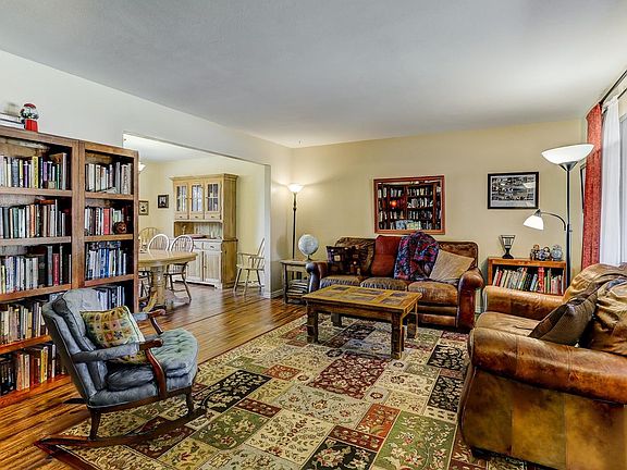 3rd image of 5235 Bunk House Ln