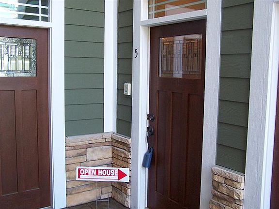 2nd image of 336 Riverpointe Dr Unit 5
