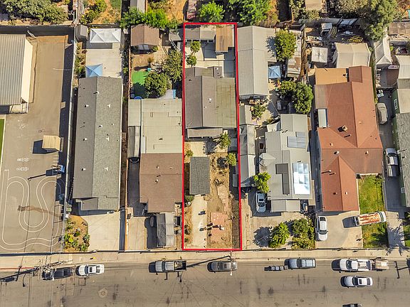 4th image of 2250 E 122nd St
