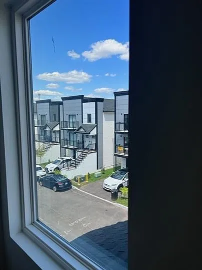 724 Seaport Dr — Photo 10