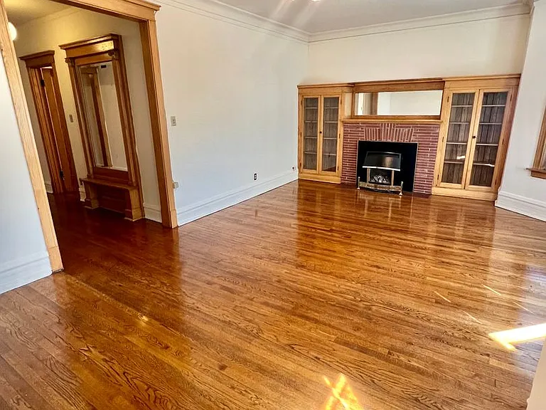 2920 N. Burling — Photo 3