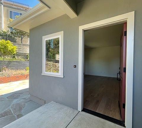 4th image of 661 San Bruno Ave #4
