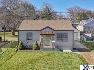 3820 N 56th St, Omaha, NE 68104