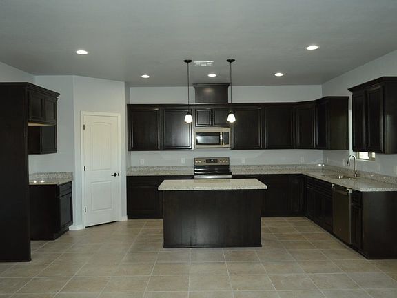 4th image of 14487 Nono Ln