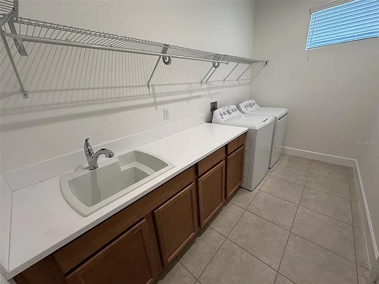 1355 Zeek Ridge St — Photo 15