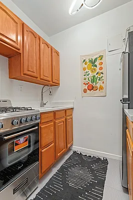 Sold by Luxian International Realty LLC | media 5