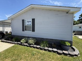 40 Bellwood Dr, Swartz Creek, MI 48473