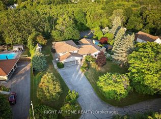 2305 Bowmanville Ave, Clarington, ON L1C7B5