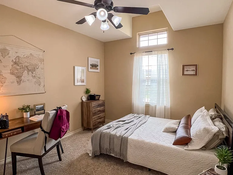 3224 Travis Cole Ave — Photo 8