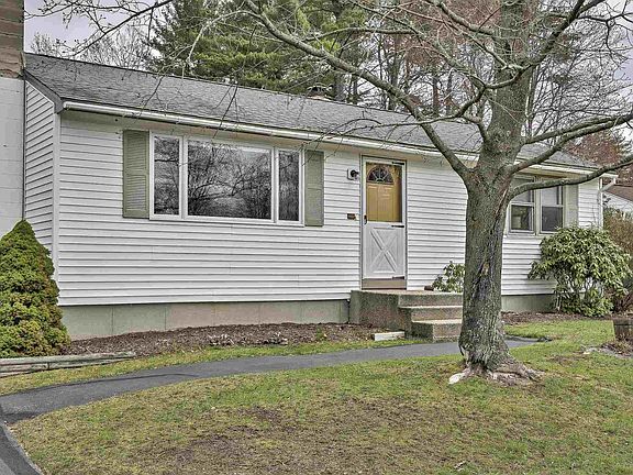 3rd image of 57 Kennedy Dr