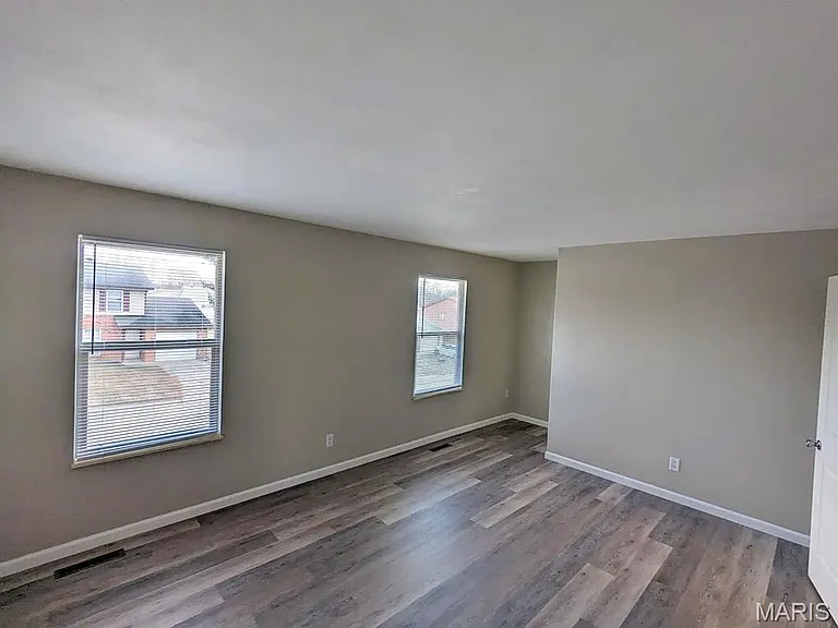 709 Ganim Dr — Photo 17