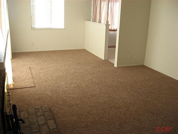 2nd image of 412 E Taft St
