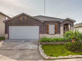 8934 Oakwood Park, San Antonio, TX 78254