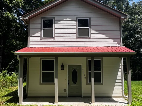 8668 Poplar Creek Rd, Nashville, TN 37221