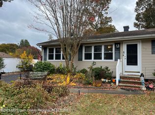25 Laurel Blvd, Lanoka Harbor, NJ 08734