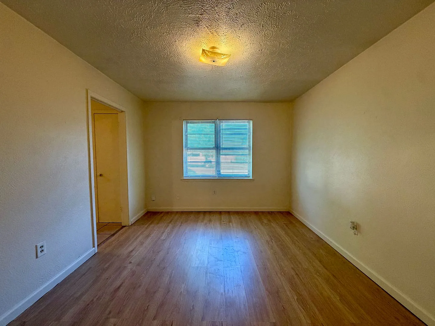 Single Family Home — Photo 4