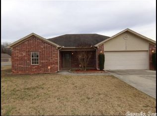 100 Corbin Cir, Cabot, AR 72023