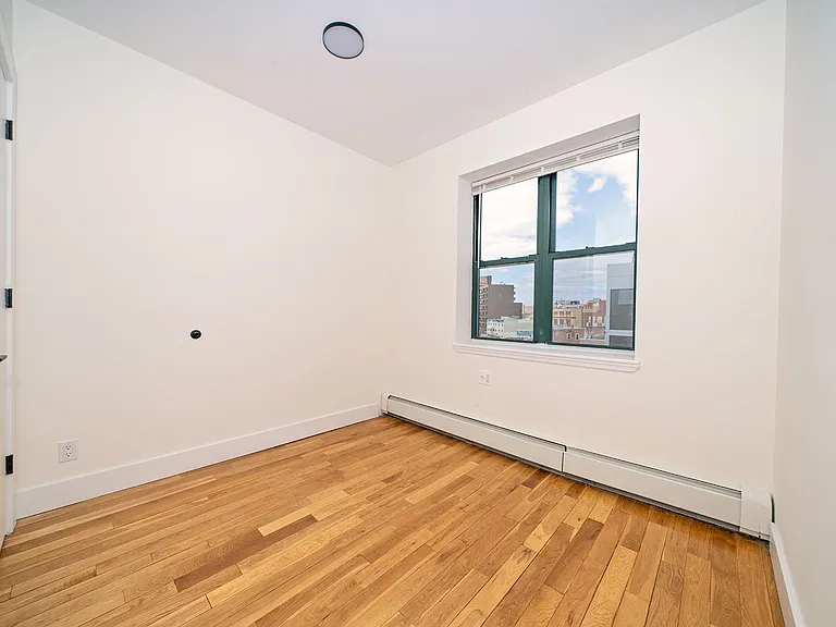476 Pulaski St #2A — Photo 7