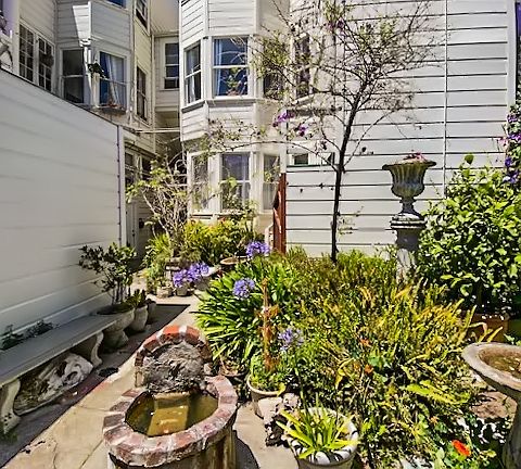 3rd image of 85 Carl St APT 6
