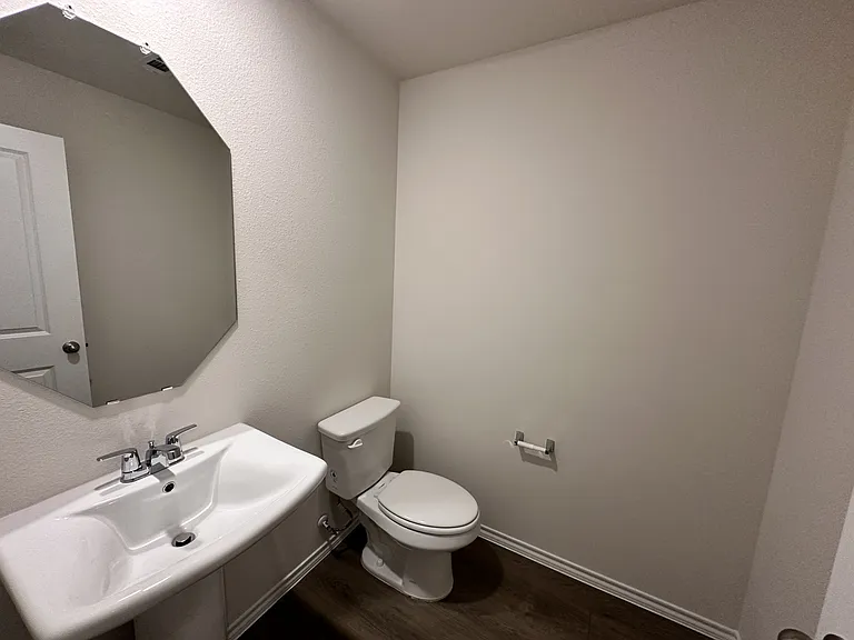 3310 Catamount Dr — Photo 15