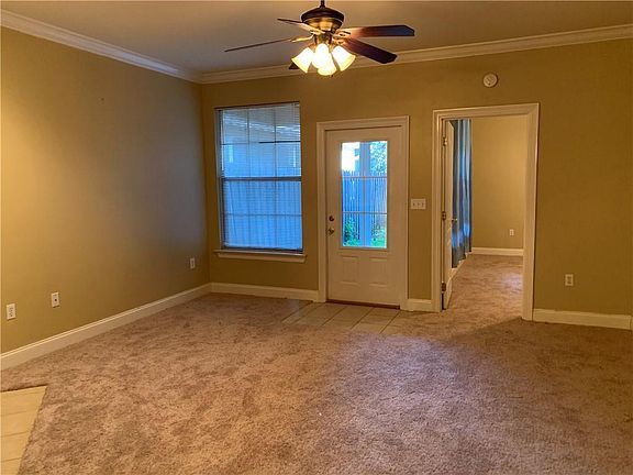 3rd image of 40145 Taylors Trl APT 102