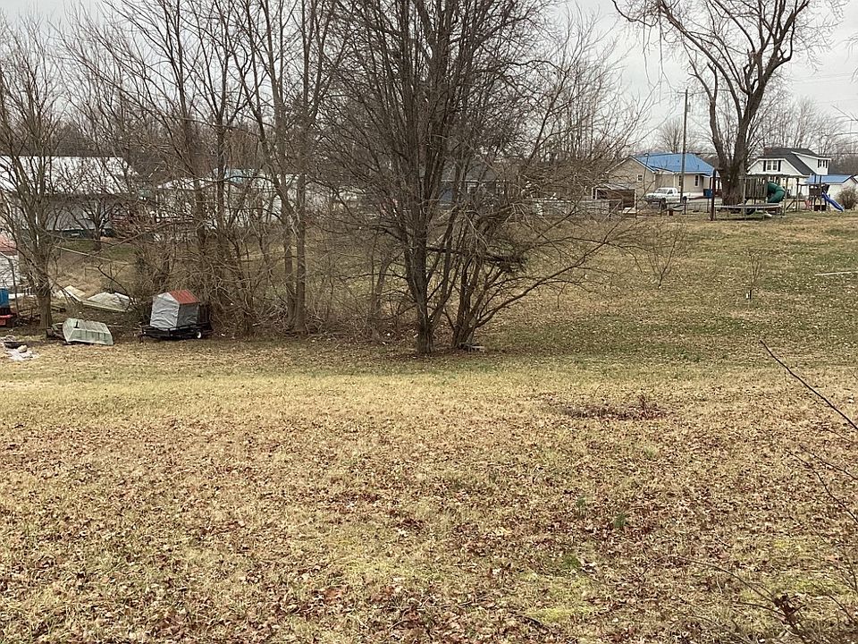 2nd image of 307 Fairview St