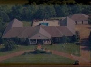 2209 Barnes Dr, Lebanon, TN 37087