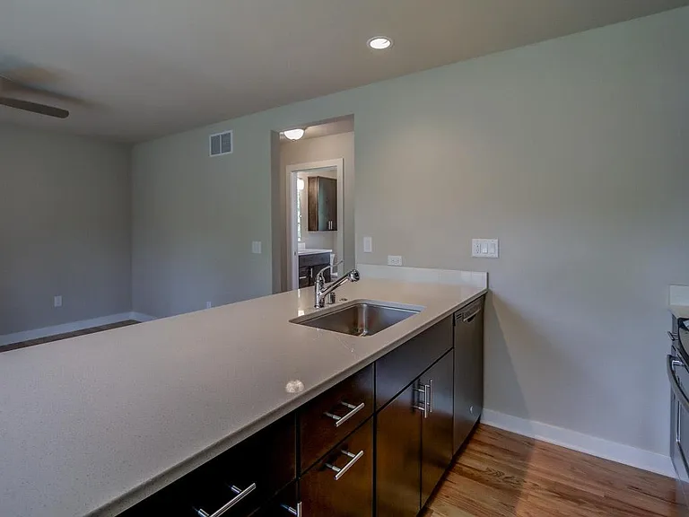 Large sink
