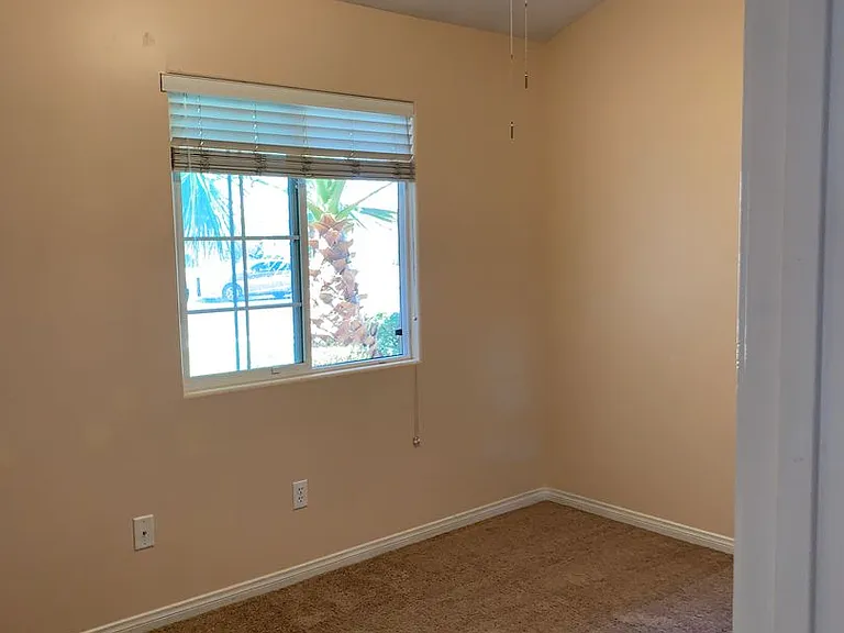 5404 El Palacio Dr — Photo 13