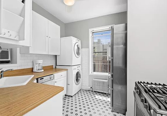 5th image of 790 President St APT 4L