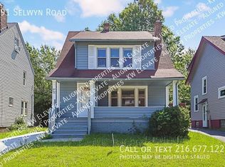 891 Selwyn Rd, Cleveland Heights, OH 44112