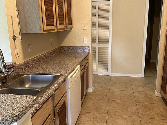 5th image of 7800 Point Meadows Dr #1122-1122-