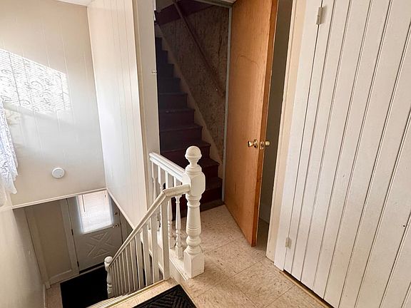 5th image of 53 Ticonic Street