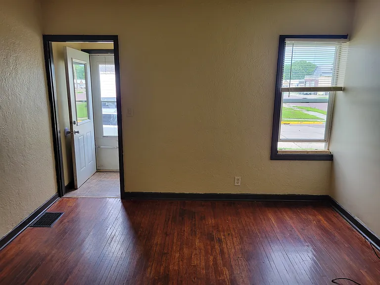401 N Dewey St #401 — Photo 5