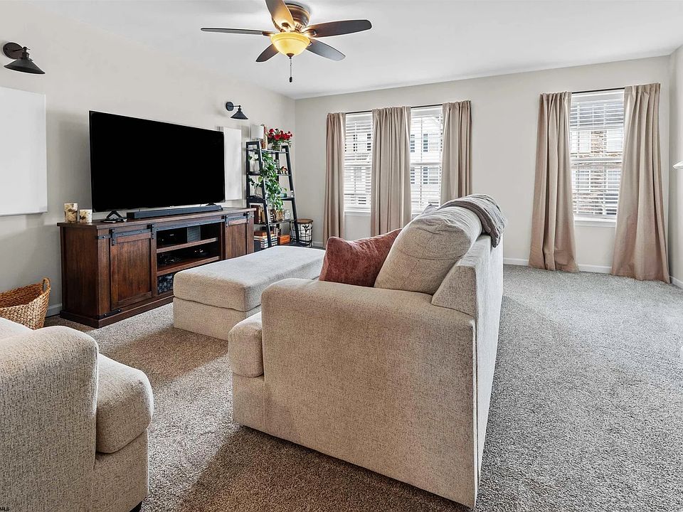 Spacious Living Room on 2nd Level